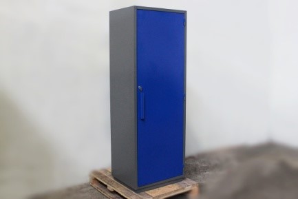 Новая модель шкафа для инструментов ШИМ-02-02